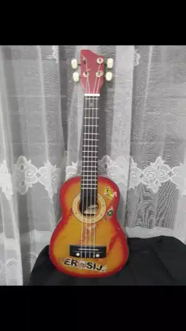 Ukulele 4 senar