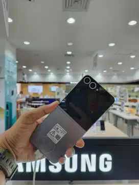 SAMSUNG FLIP 6 CICILAN CUKUP PAKAI KTP BUNGA RENDAH