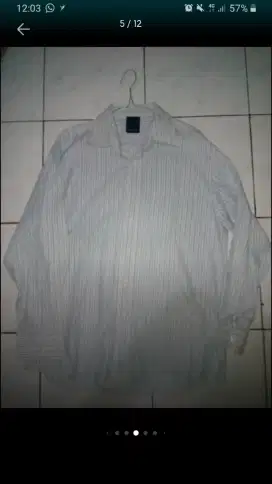 Kemeja banyak nih