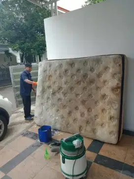 Jasa cuci kasur sepringbed sofa jok mobil panggilan