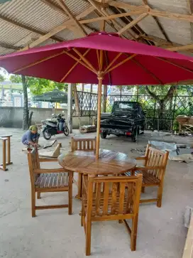 Meja payung kursi kebun