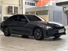 BMW 320i Dynamic 2021