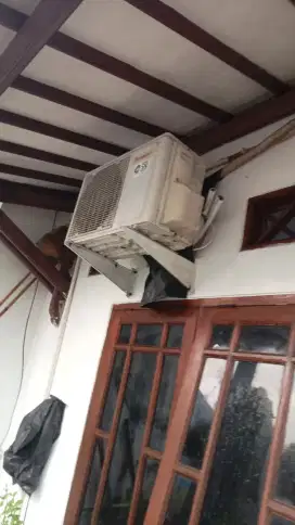 Kami menerima jasa servis panggilan dll