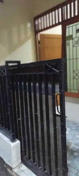Rumah Kontrakan Kayumanis (khusus Muslim)