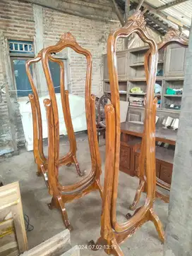 Standing miror , kaca berdiri jati ,bingkai kaca
