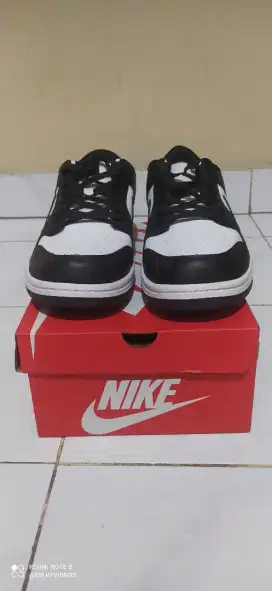 Nike dunk low panda