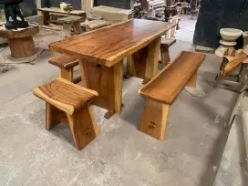 Set meja bangku trembesi