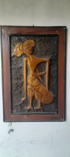 Barang antik pajangan kuningan