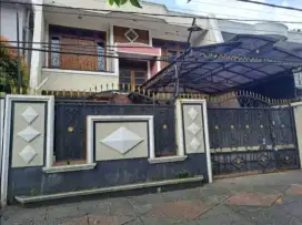 RUMAH MEGAH DI KAVLING DKI PONDOK KELAPA DUREN SAWIT