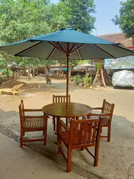 Set meja payung kursi kebun