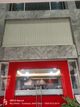 Vertical Blind ( BLACKOUT )