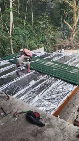 Baja ringan dan pemasangan
