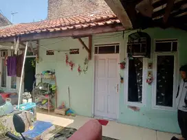 JUAL RUMAH KONTRAKAN DI RAJAWALI, BANDUNG (COCOK UNTUK INVESTASI)