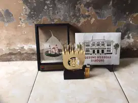 pajangan souvenir kota daerah