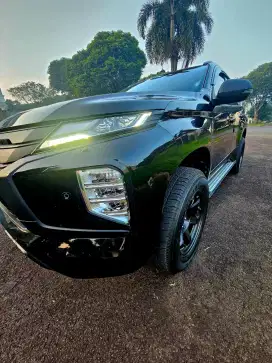 [KM 19K] Mitsubishi Pajero Sport Dakar 4x2 - 2021