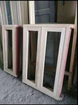 Kusen jendelanya ready dari kayu bekas meranti oven berkualitas