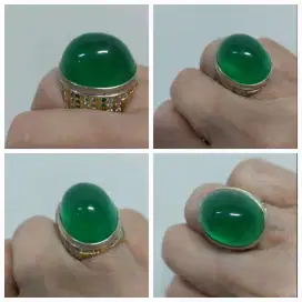 CINCIN GIOK JADE HEAD