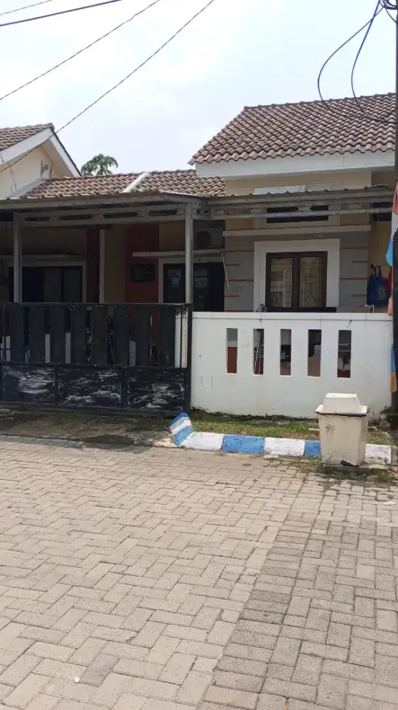 Dijual rumah siap huni