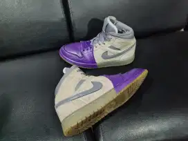 Sepatu Aj1/AIR JORDAN 1 MID Sheila Rashid COOL GREY ( Rare Item )