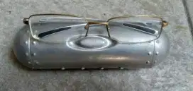 Kacamata Oakley & hardcase,ada no serinya