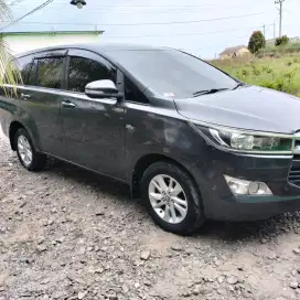 Dijual Kijang Innova Reborn