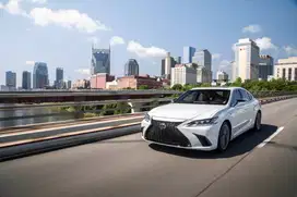 Upgrade/Facelift Lexus ES300h/ES350h Fsport