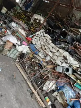 Terima beli barang bks rumah tangga rongsokan besi dll