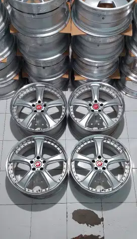 Velg ssr vienna kairos.R20×8,5+9in.pcd 5×114.ET43/48.Ori.made in japan