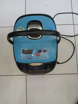 Menjual Rice Cooker