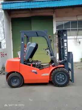 Jual Forklift Heli isuzu 3 ton baru dengan harga murah