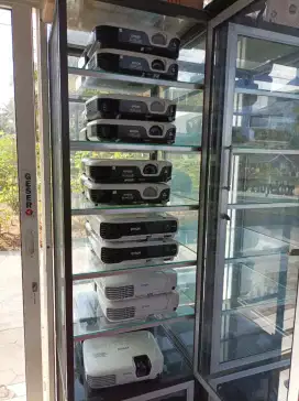 RENTAL SEWA PROYEKTOR