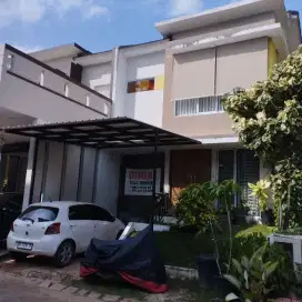 Rumah 2 lantai ada basement