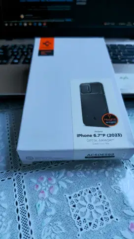 SPIGEN OPFIK AMOR untuk IPhone 15 Pro Max