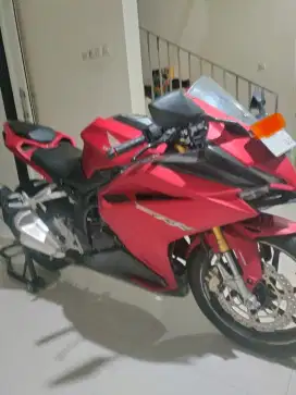Jual Honda CBR 250 cc type tertinggi