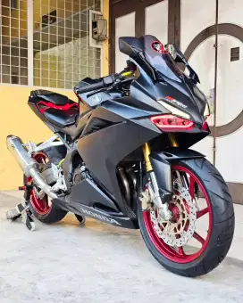 Honda CBR250RR / CBR 250RR 2017, Black Premium Doff.