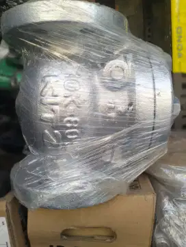 Menjual barang Valve