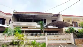 Jual Rumah Dharmahusada Permai Belakang Galaxy Mall 1