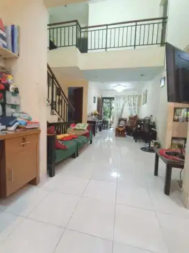 Rumah MURAH Cantik Minimalis 2 Lantai dalam Cluster Graha Raya Bintaro