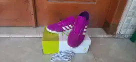 Sepatu adidas neo original