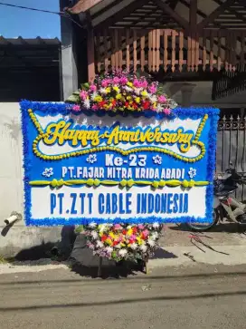 Bunga Papan Indah untuk Kesuksesan, Kirim Cepat di Jabodetabek