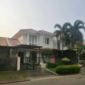 Rumah dijual di Legenda wisata Cibubur Boulevard Utama