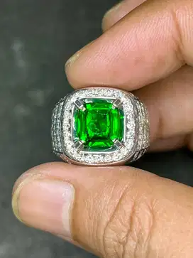 Natural Tsavorite 4.15 cts