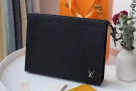 Clutch Lv Taiga Black Pria Ori Leather