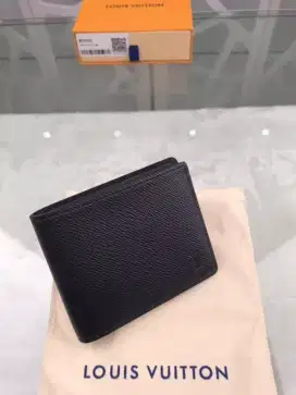 Dompet Lv Taiga Black Ori Leather