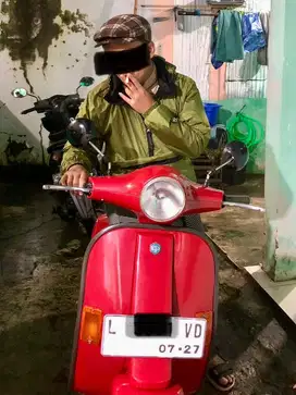 Vespa corsa autometica 125 cc