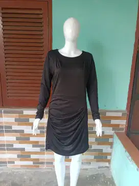 DRESS KATUN HITAM LENGAN PANJANG