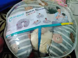 Bantal menyusui Omiland