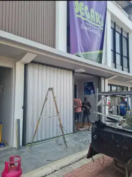 Rolling Door dan Folding Gate ke lokasi anda