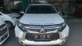 Mits. Pajero Dakar Rockford Fosgate 4x2 Diesel Matic 2020