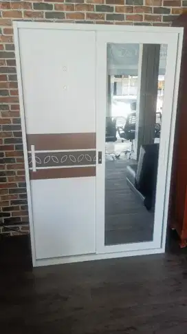 LEMARI BESI 2 PINTU